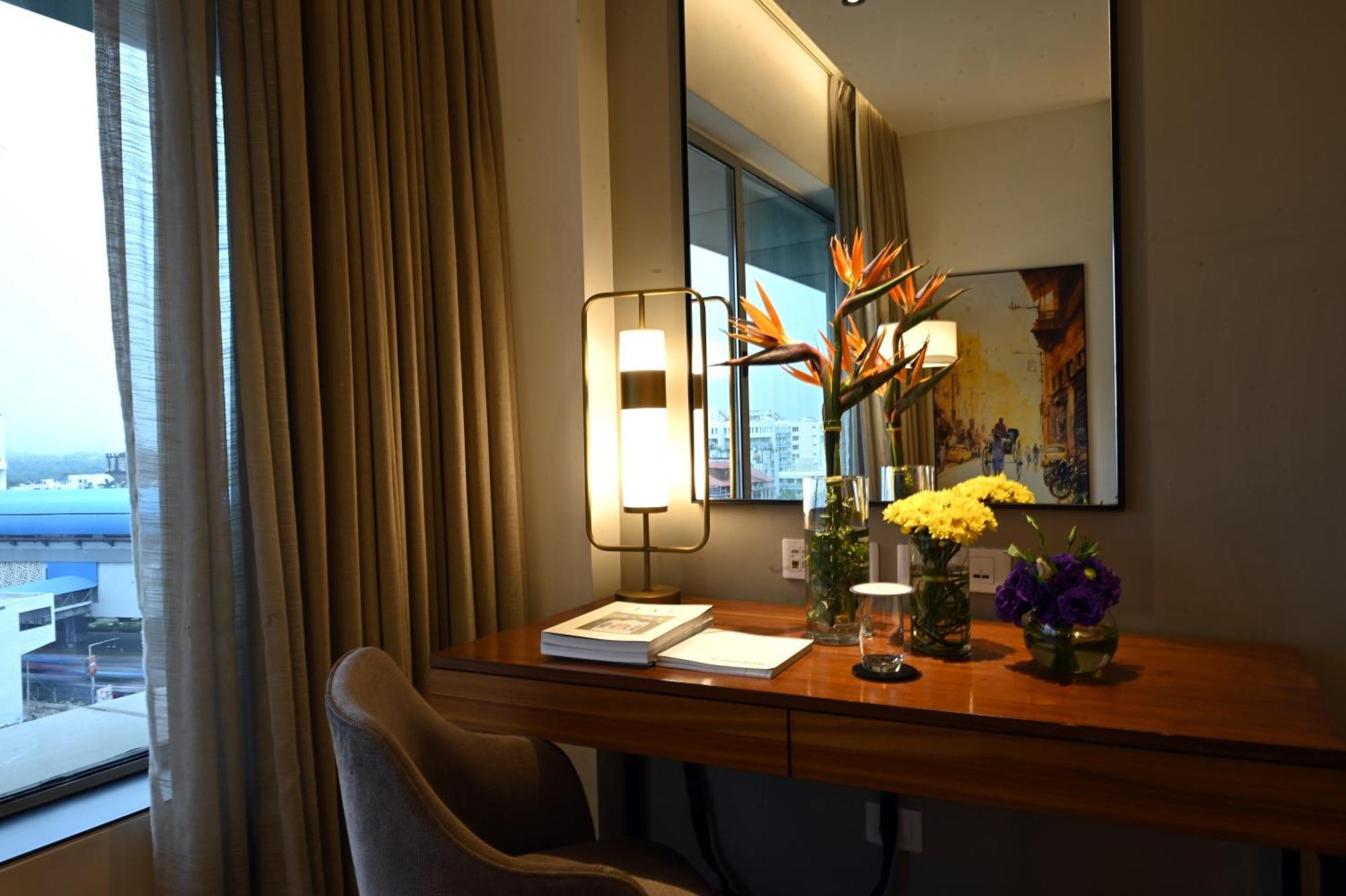 Vivanta Kolkata Em Bypass المظهر الخارجي الصورة A room at the hotel