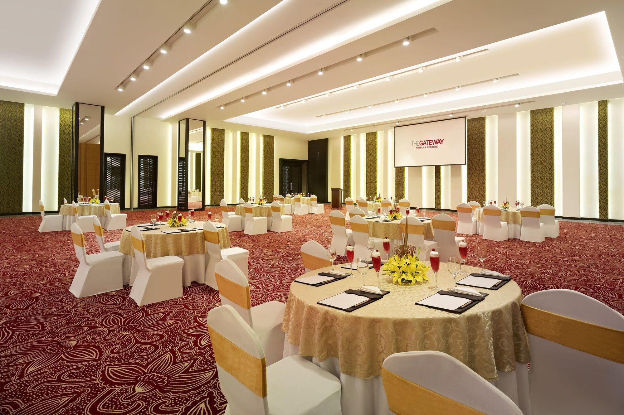 Vivanta Kolkata Em Bypass المظهر الخارجي الصورة The ballroom