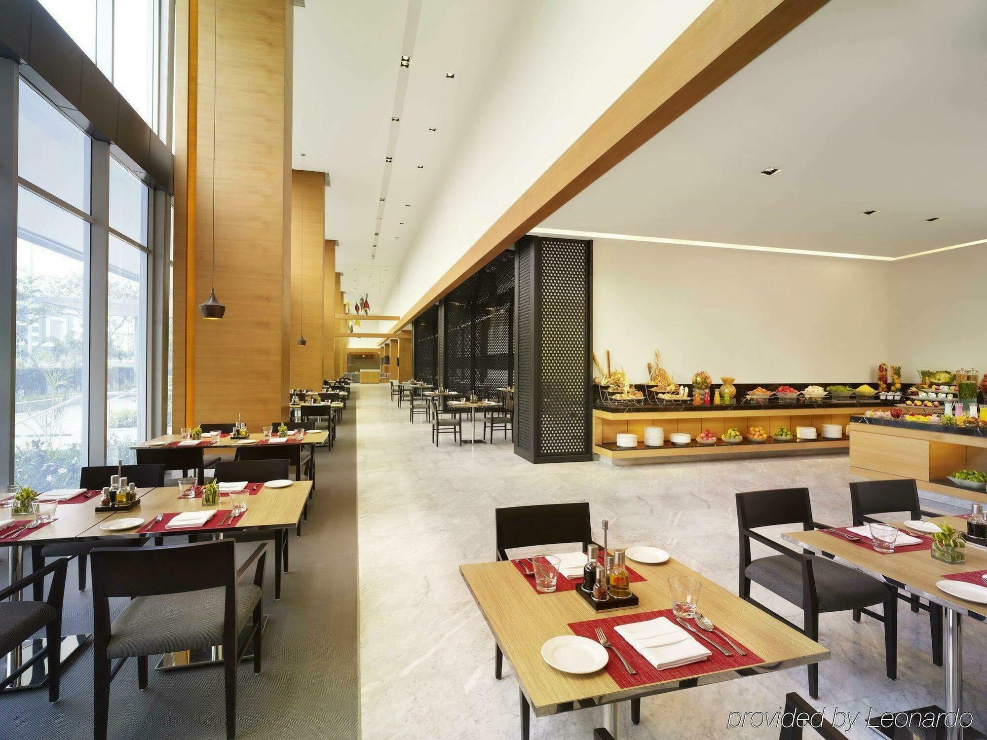 Vivanta Kolkata Em Bypass المظهر الخارجي الصورة The restaurant